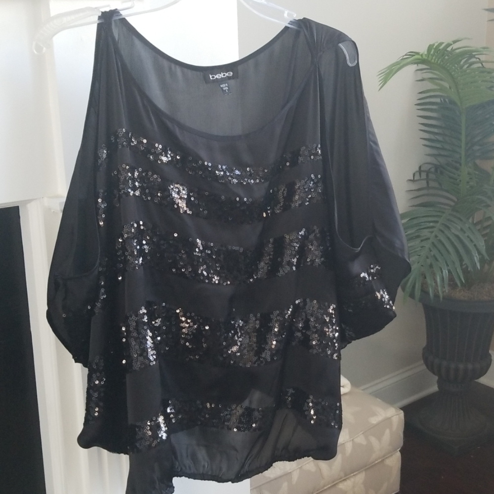 Bebe cold shoulder blouse
